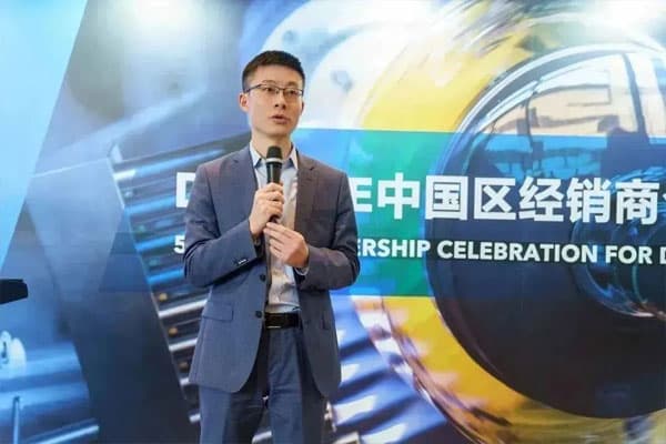 Dunlee全球销售总经理 邓凯先生